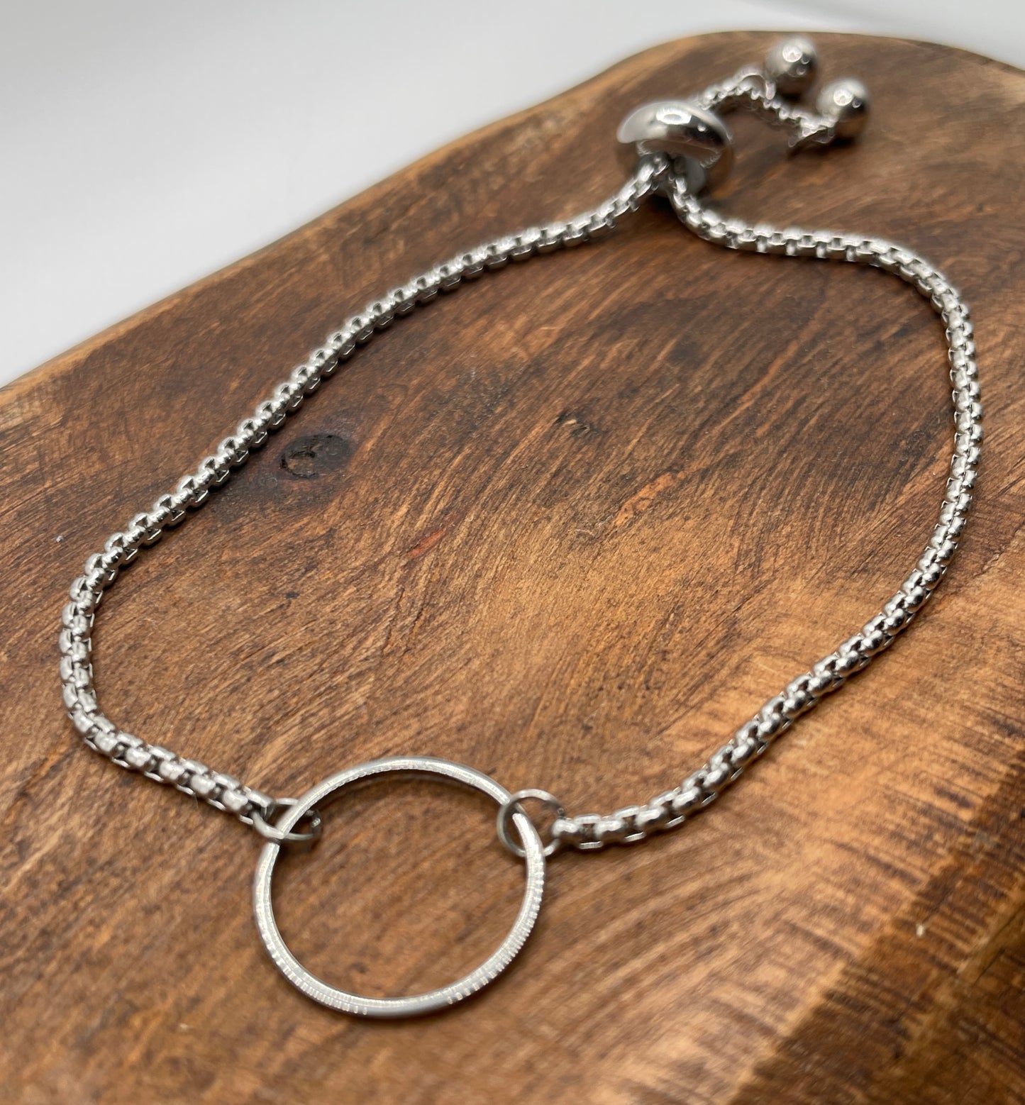 Hammered Circle Bracelet