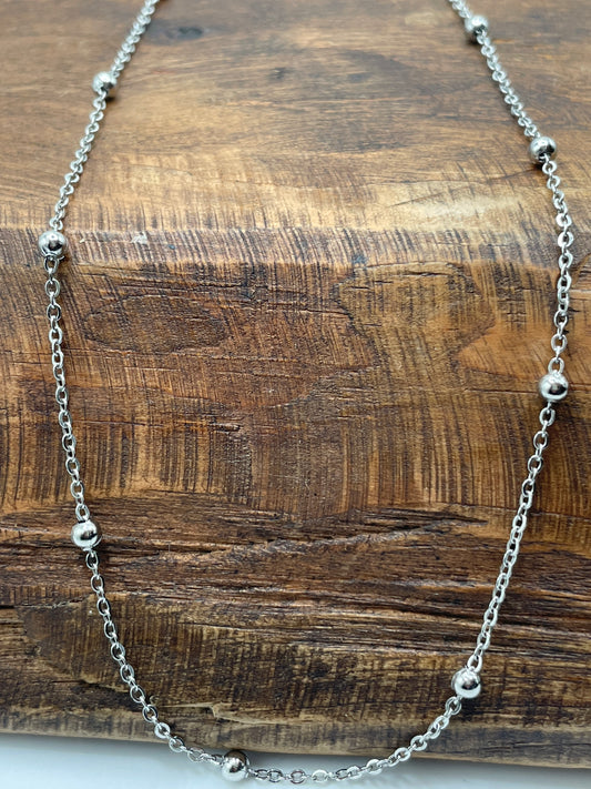 Dainty Beaded Choker