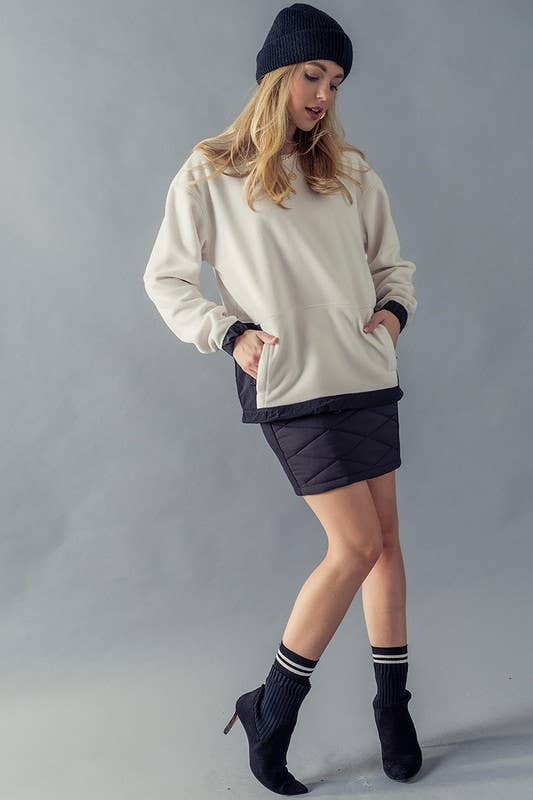 SOFT TOUCH FRONT POCKET CONTRAST SWEATSHIRT